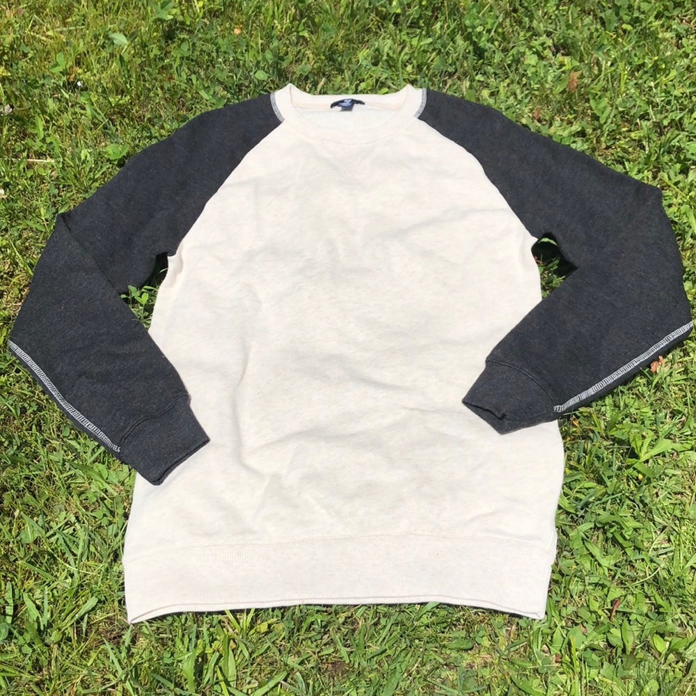 GAP Pullover Sweatshirt